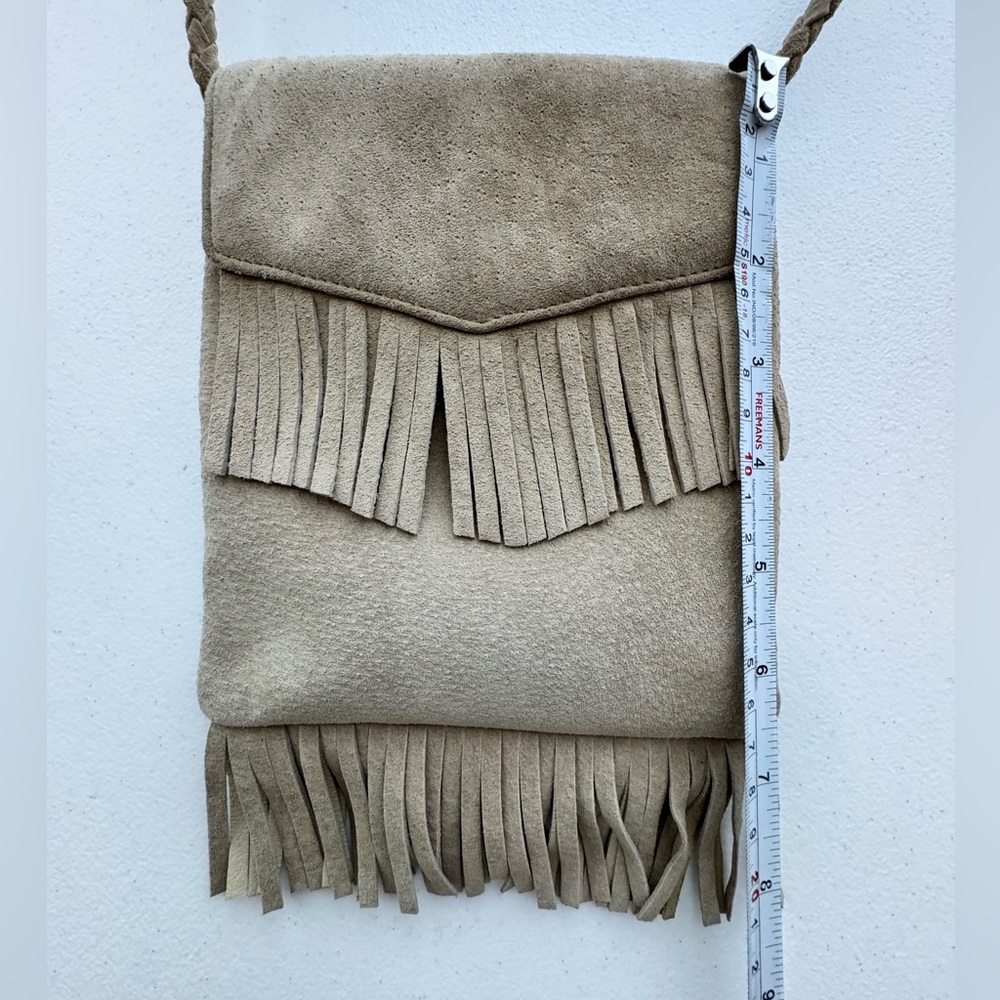 Vintage L.L. Bean Tan Suede Fringe Crossbody Bag Boho Western - Picture 3 of 10